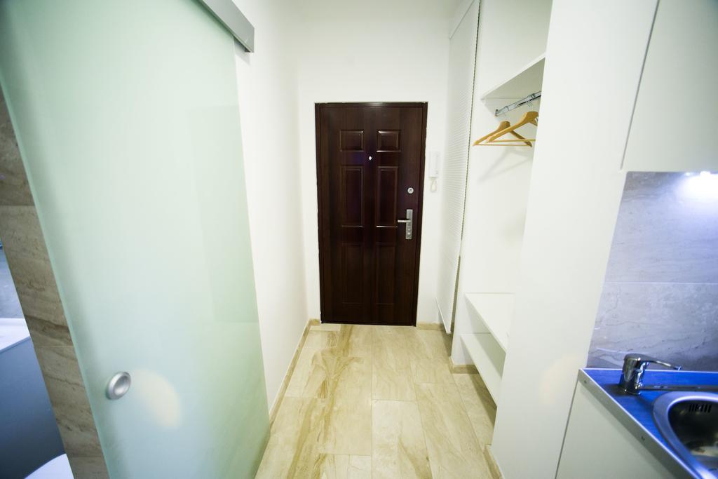 Budapest Downtown Apartments With Balcony & Optional Garage & Restaurant In The Building Rom bilde